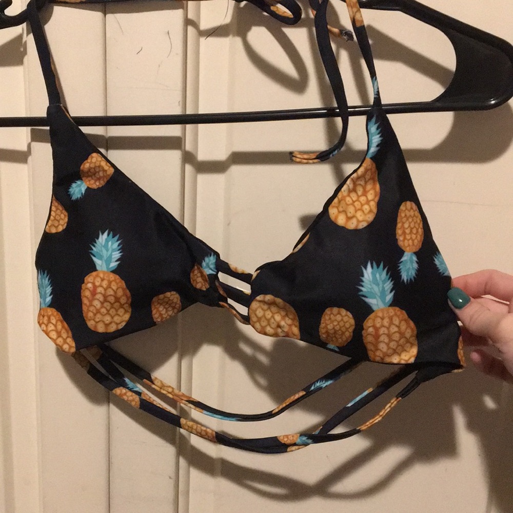 Pineapple bikini top